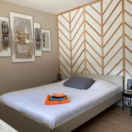 Chambre Privee 14M - Wifi - Appart' 120M Woippy Eksteriør billede