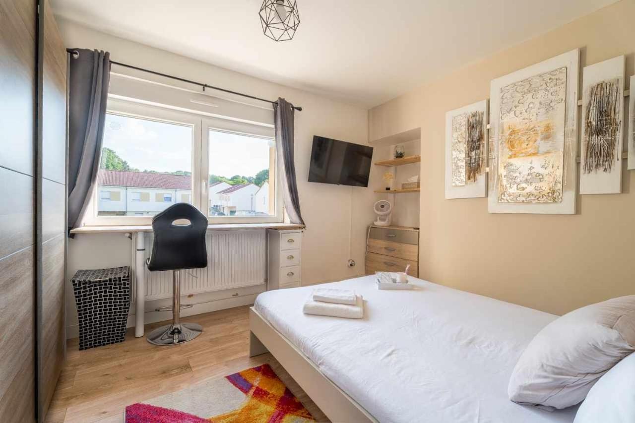 Chambre Privee 14M - Wifi - Appart' 120M Woippy Eksteriør billede